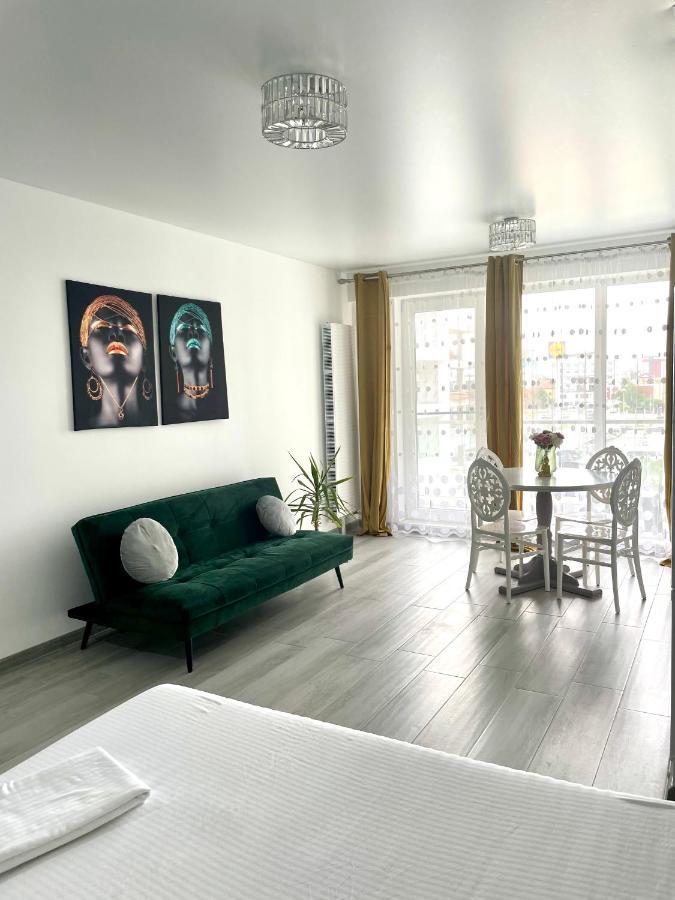 Dominic 2 Beds 1 Sofa Parking Pool Apartament By Alezzi Nord10 Năvodari Exterior foto