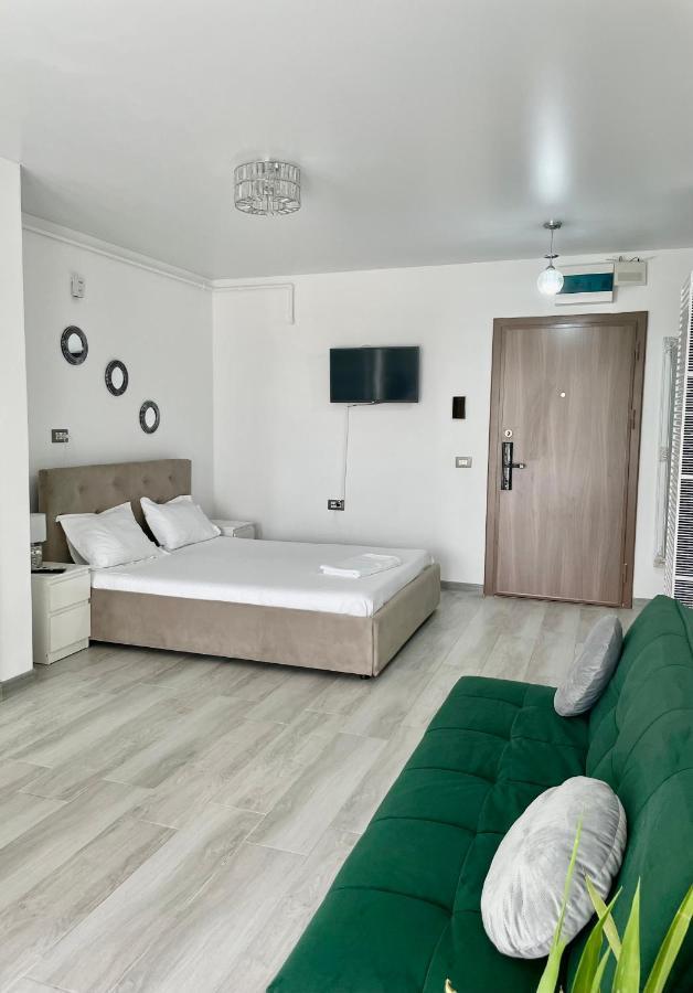 Dominic 2 Beds 1 Sofa Parking Pool Apartament By Alezzi Nord10 Năvodari Exterior foto