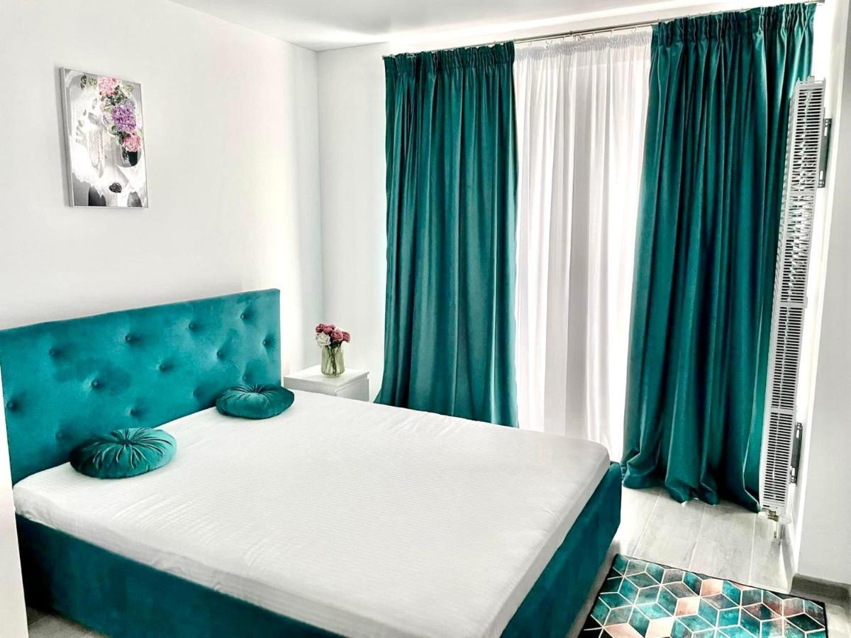 Dominic 2 Beds 1 Sofa Parking Pool Apartament By Alezzi Nord10 Năvodari Exterior foto